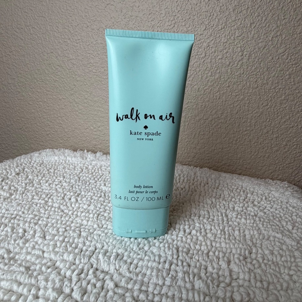 Kate Spade Walk On Air Body Lotion 3.4 oz Scented Moisturizer NEW
